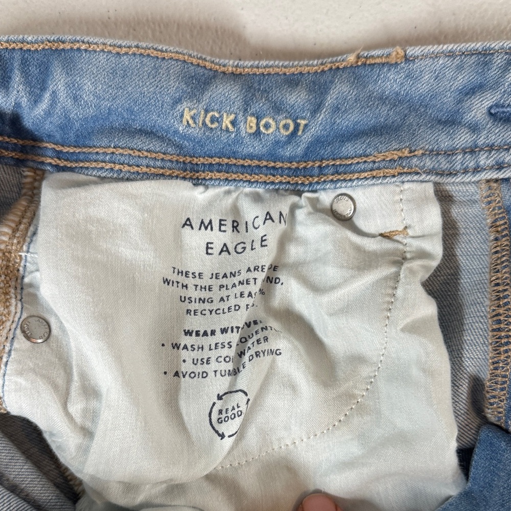 American Eagle Light Blue Denim Jeans